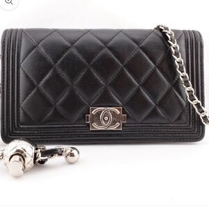 Authentic CHANEL Boy Bifold Wallet On Chain WOC bag